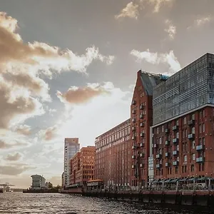 Ginn Elbspeicher Hambourg