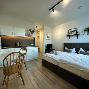 Uebersee Apartment Bremen